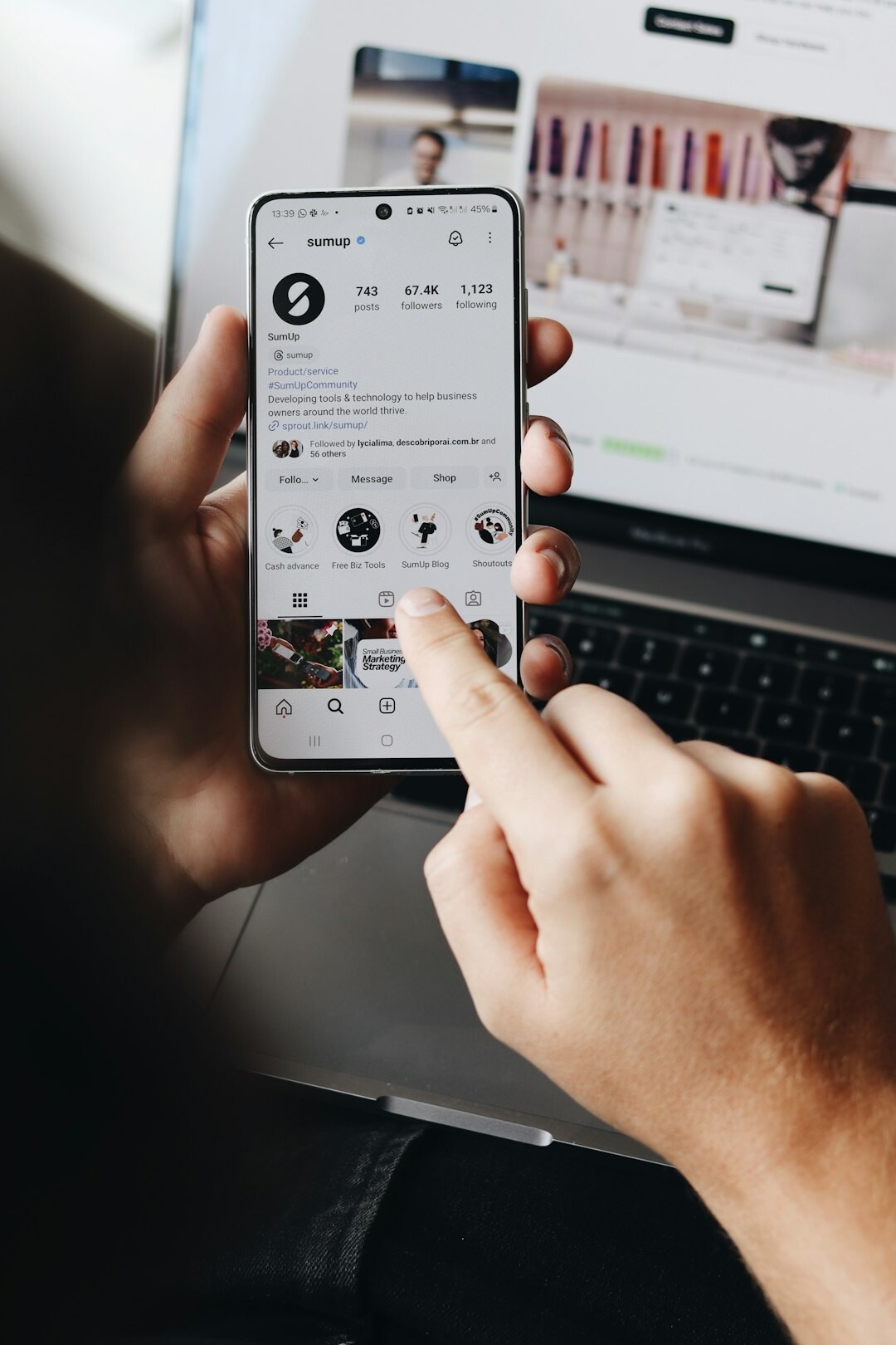 social media influencer