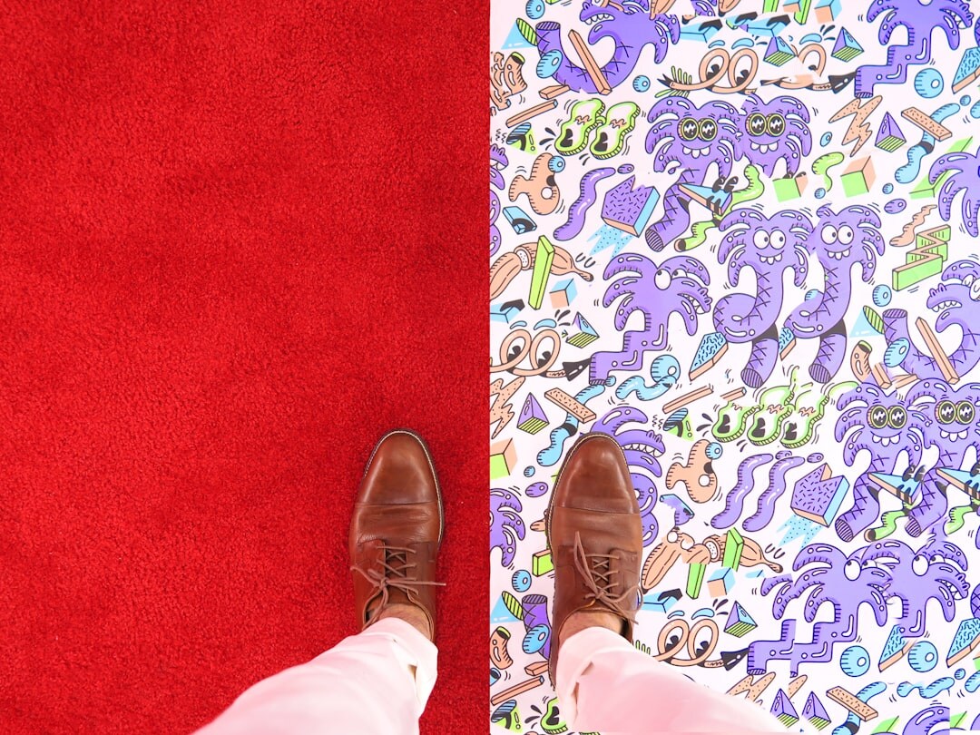 celebrity walking red carpet